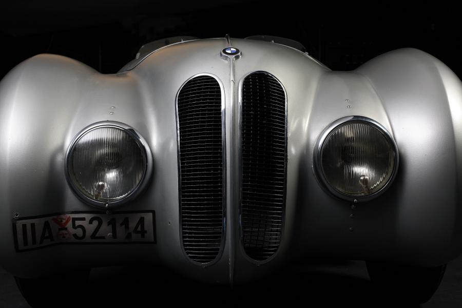 Детали экстерьера BMW 328 Bugelfalten Mille Miglia (85032) 1939 года  (фото 31 из 74)
